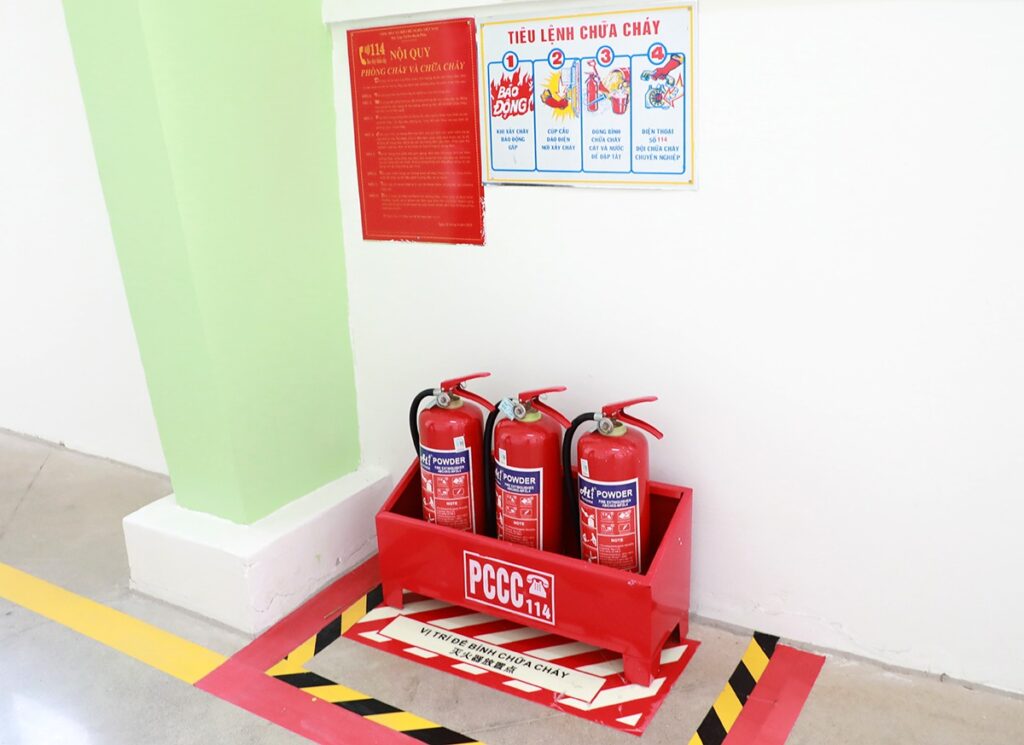 Trang bị bình chữa cháy trong nhà giúp bạn đáp ứng yêu luật PCCC Trang bị bình chữa cháy trong nhà giúp bạn đáp ứng yêu luật PCCC