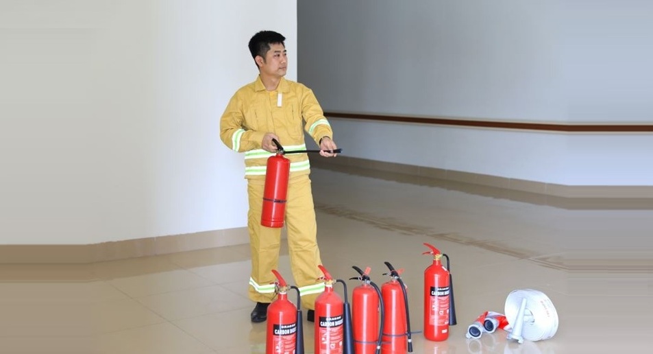 Cách sử dụng bình chữa cháy an toàn, hiệu quả Cách sử dụng bình chữa cháy an toàn, hiệu quả