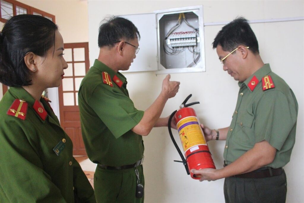 Tuân thủ quy định pháp luật về PCCC giúp đảm bảo tính hợp pháp cho quá trình thi công Tuân thủ quy định pháp luật về PCCC giúp đảm bảo tính hợp pháp cho quá trình thi công